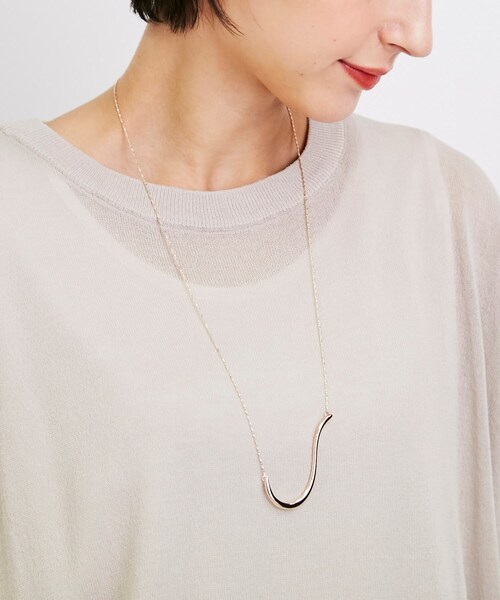 SHOO・LA・RUE（シューラルー）の「◆カーブワントップネックレス（ネックレス・レディース・ピンクゴールド/シルバー/ゴールド・00）」の8枚目の写真