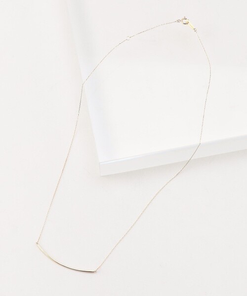 Aresense（アーセンス）の「esne/エスネ K10バーネックレス（ネックレス・レディース・ゴールド・ONE SIZE）」の4枚目の写真