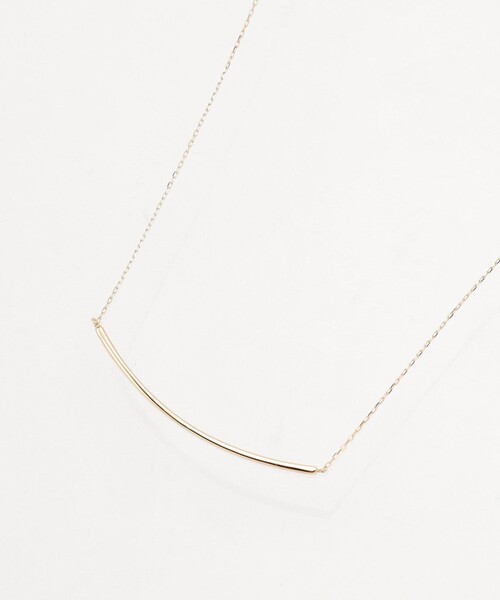 Aresense（アーセンス）の「esne/エスネ K10バーネックレス（ネックレス・レディース・ゴールド・ONE SIZE）」の2枚目の写真