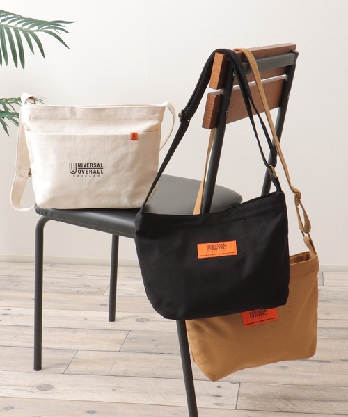 UNIVERSAL OVERALL（ユニバーサルオーバーオール）の「UNIVERSAL OVERALL キャンバスショルダーバッグ（ショルダーバッグ・メンズ・ブラック/オフホワイト/キャメル・FREE）」の12枚目の写真