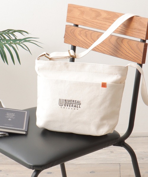 UNIVERSAL OVERALL（ユニバーサルオーバーオール）の「UNIVERSAL OVERALL キャンバスショルダーバッグ（ショルダーバッグ・メンズ・ブラック/オフホワイト/キャメル・FREE）」の10枚目の写真