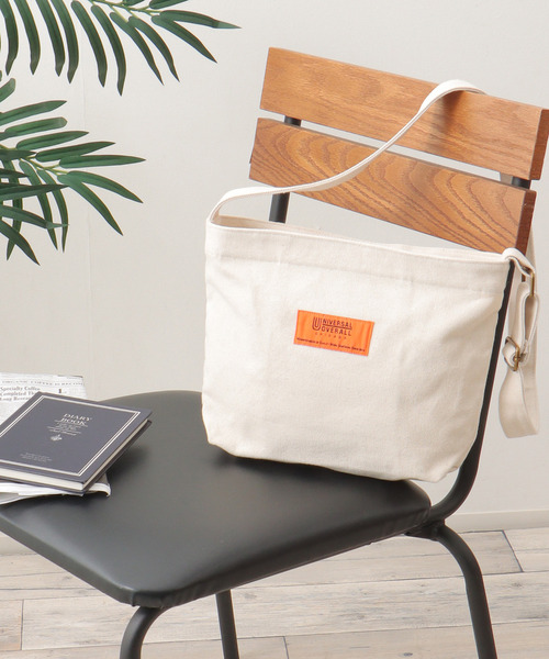 UNIVERSAL OVERALL（ユニバーサルオーバーオール）の「UNIVERSAL OVERALL キャンバスショルダーバッグ（ショルダーバッグ・メンズ・ブラック/オフホワイト/キャメル・FREE）」の11枚目の写真