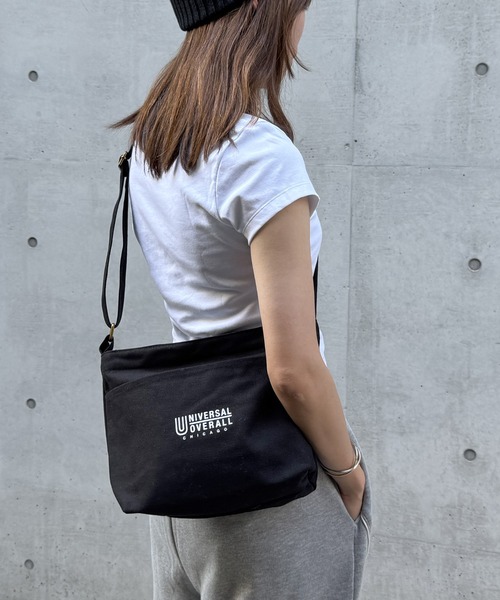 UNIVERSAL OVERALL（ユニバーサルオーバーオール）の「UNIVERSAL OVERALL キャンバスショルダーバッグ（ショルダーバッグ・メンズ・ブラック/オフホワイト/キャメル・FREE）」の20枚目の写真