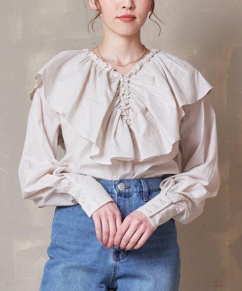 Lull（ルル）の「【Lull / ルル】ラッフルフリルブラウス（シャツ/ブラウス・レディース・ライトグレー/ブルー/ブラック/ホワイト・ONESIZE）」の5枚目の写真