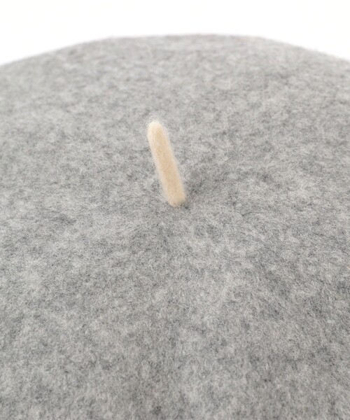 BEAMS BOY（ビームスボーイ）の「BEAMS BOY / BB刺繍 配色 ベレー帽（ハンチング/ベレー帽・レディース・ブラック/グレー/オフホワイト/ブラウン・ONE SIZE）」の15枚目の写真