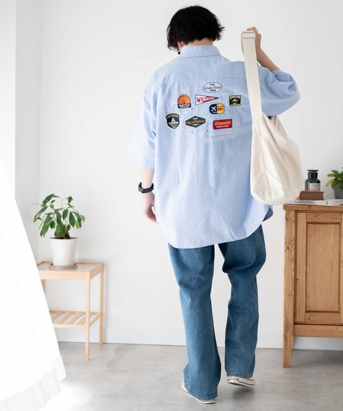 WEGO（ウィゴー）の「WEGO/ワッペンBIGシャツ（シャツ/ブラウス・メンズ・ホワイト/ブルー系その他4/サックスブルー・MEDIUM/LARGE）」の5枚目の写真