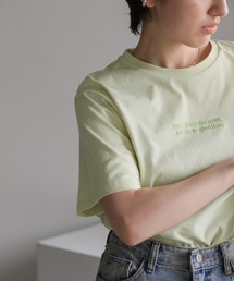 エンブロイダリーロゴTシャツ