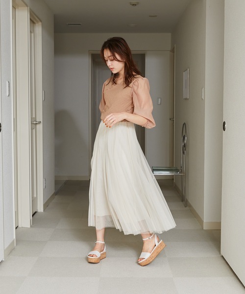 mysty woman(ミスティウーマン)の「カシュクール異素材プルオーバー 904313(シャツ/ブラウス・レディース・ブラック/オフホワイト/ライトグリーン/ブルー/モカ・FREE)」の6枚目の写真