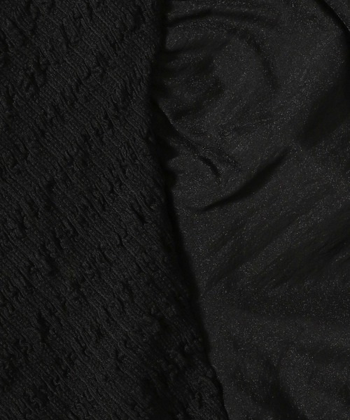 mysty woman(ミスティウーマン)の「カシュクール異素材プルオーバー 904313(シャツ/ブラウス・レディース・ブラック/オフホワイト/ライトグリーン/ブルー/モカ・FREE)」の11枚目の写真