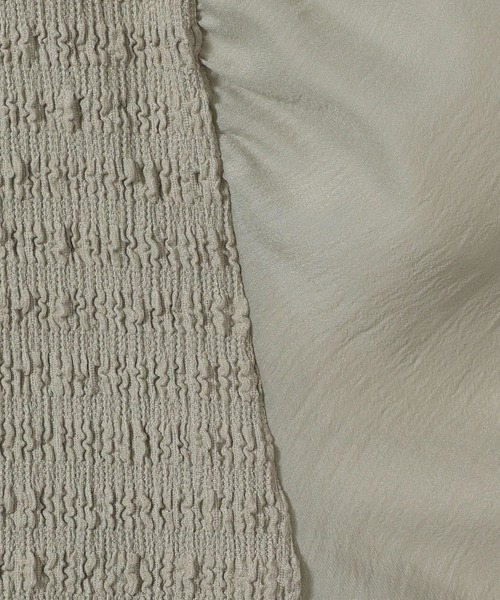 mysty woman(ミスティウーマン)の「カシュクール異素材プルオーバー 904313(シャツ/ブラウス・レディース・ブラック/オフホワイト/ライトグリーン/ブルー/モカ・FREE)」の14枚目の写真