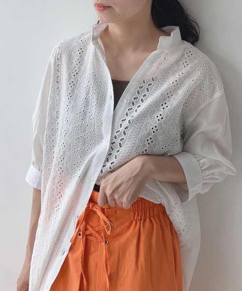 AS KNOW AS plus（アズノゥアズプラス）の「○刺繍レース切替え5分袖チュニック（チュニック・レディース・グリーン/オフホワイト/ブラック・FREE）」の2枚目の写真