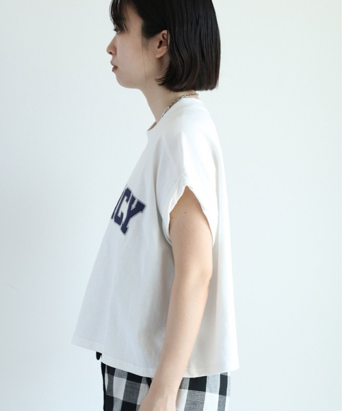 cepo(セポ)の「サテンカレッジロゴTee(Tシャツ/カットソー・レディース・ブラック/ベージュ/オフホワイト/サックスブルー・M)」の17枚目の写真