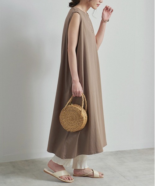 CALIFORNIA OUTFITTERS（カリフォルニア アウトフィッターズ）の「1-空紡糸ノースリーブワンピース/ノースリーブ ロングワンピース/ Aライン/ コットン【Maison select -メゾンセレクト-】（ワンピース・レディース・アイボリー/ブラック/モカ・FREE）」の13枚目の写真