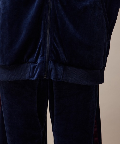 re_k by JUNRED（レクバイジュンレッド）の「re_k by JUNRED / ドレープベロアリブカラートラックジャケット（ジャージ・メンズ・ネイビー/パープル・S/M/L）」の20枚目の写真