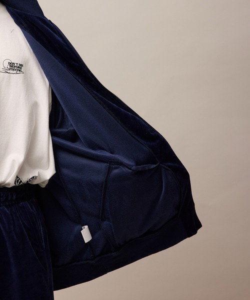 re_k by JUNRED（レクバイジュンレッド）の「re_k by JUNRED / ドレープベロアリブカラートラックジャケット（ジャージ・メンズ・ネイビー/パープル・S/M/L）」の10枚目の写真