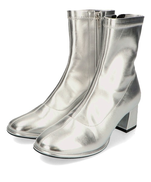 ORiental TRaffic(オリエンタルトラフィック)の「ラウンドトゥストレッチブーツ 31425(ブーツ・レディース・ブラック/ベージュ/イエロー/シルバー・SS/M/LL/L/3L/S)」の16枚目の写真