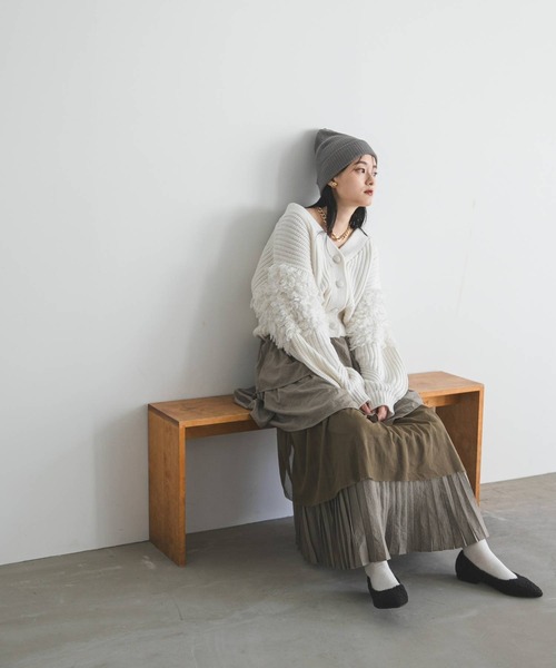 bohmal(ボマール)の「ポインテッドトゥファーパンプス(パンプス・レディース・ブラック/アイボリー・23.0cm/23.5cm/24.0cm/24.5cm)」の21枚目の写真