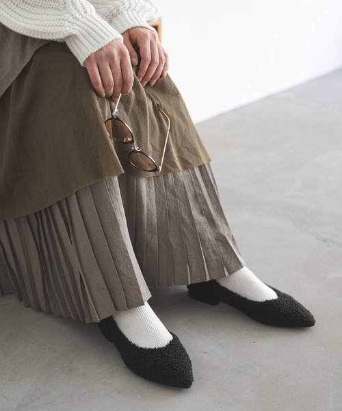 bohmal(ボマール)の「ポインテッドトゥファーパンプス(パンプス・レディース・ブラック/アイボリー・23.0cm/23.5cm/24.0cm/24.5cm)」の22枚目の写真