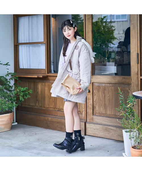 algy（アルジー）の「バックリボンロゴ刺繍ブーツ（ブーツ・キッズ・ブラック/アイボリー・20/24/23/21/22）」の13枚目の写真