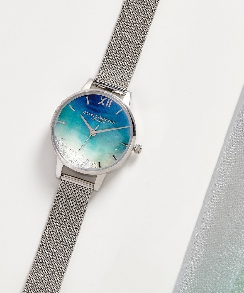 OLIVIA BURTON(オリビアバートン)の「「OLIVIA BURTON/オリビアバートン」アンダーザシー - ミディ ウィッシングウェーブズ ブルーマザーオブパール&シルバーメッシュ w/ビージュエルド - クラシックス インターリンク チェーン ブレスレット シルバー(アナログ腕時計・レディース・シルバー・30mm)」の12枚目の写真