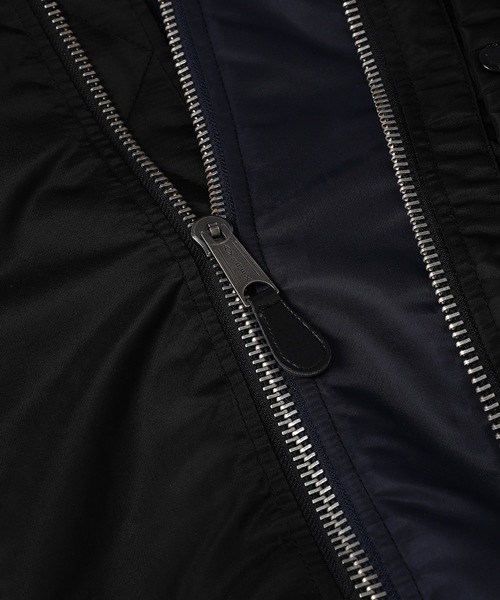 FACETASM（ファセッタズム）の「AVIREX×FACETASM×DOGS MA-1 JACKET（MA-1・レディース・ブラック/カーキ・00）」の16枚目の写真