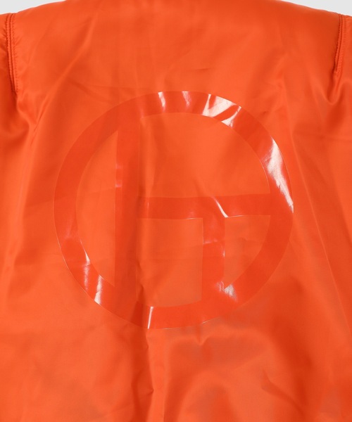FACETASM（ファセッタズム）の「AVIREX×FACETASM×DOGS MA-1 JACKET（MA-1・レディース・ブラック/カーキ・00）」の21枚目の写真