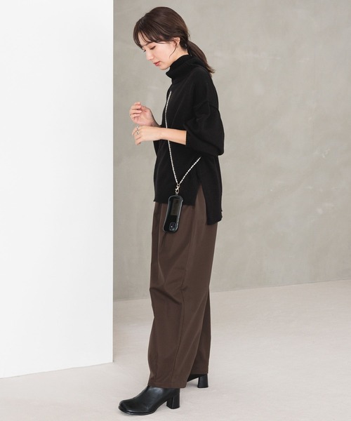 LEPSIM（レプシィム）の「7ゲージタートルプルオーバー　183616（ニット/セーター・レディース・アイボリー/ダークブラウン/ライトブルー/ブラック/レッド・FREE）」の17枚目の写真