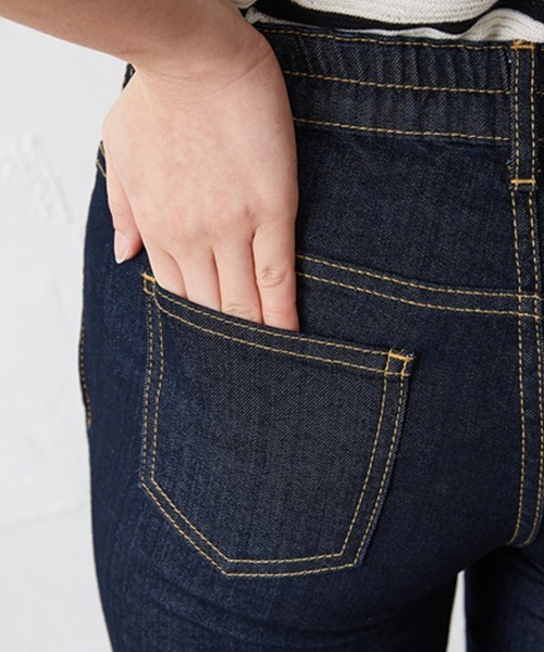 Petitjo(プッチージョ)の「小さいサイズ ゆるフィットデニムパンツ ストレッチジーンズ 低身長さん・小柄女性 (美人百花5月号掲載)(デニムパンツ・レディース・ネイビー/ブルー系・PL/PSS/PS/PM)」の7枚目の写真