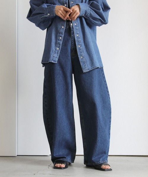 select MOCA(セレクトモカ)の「カーブワイドデニムパンツ(デニムパンツ・レディース・ケミカルウォッシュ/ダークインディゴブルー・FREE)」の18枚目の写真
