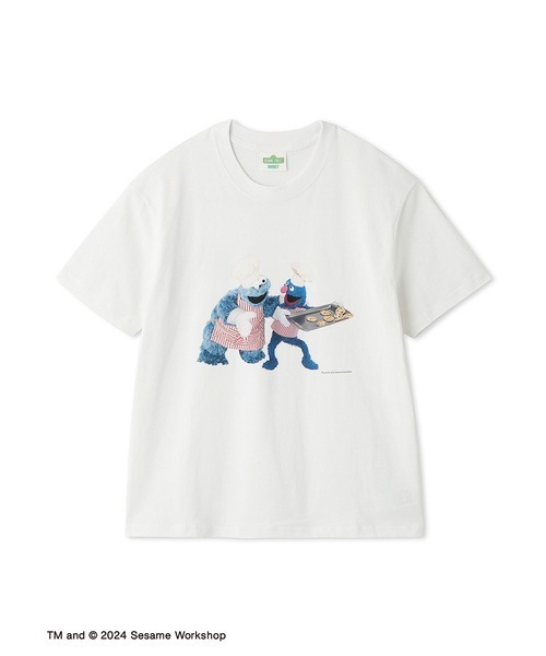 SESAME STREET(セサミストリート)の「【UNISEX】ストーリーTシャツ(Tシャツ/カットソー・レディース・レッド/イエロー/ブルー・LARGE/SMALL/MEDIUM)」の11枚目の写真