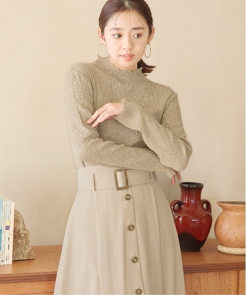 mysty woman（ミスティウーマン）の「シャーリングハイネックプルオーバー　997010（Tシャツ/カットソー・レディース・アイボリー/ブラック/ライトベージュ・FREE）」の8枚目の写真