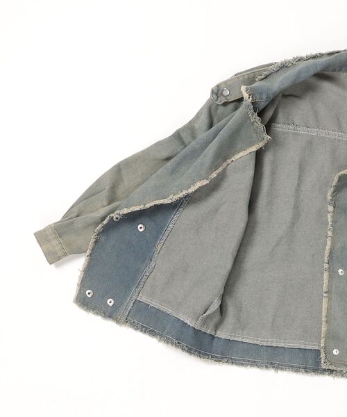 gossip!ロサンゼルス(ゴシップロサンゼルス)の「クロップドテーラージャケット×パンツ デニムセットアップ(セットアップ・レディース・ライトブルー・M/L/S)」の3枚目の写真