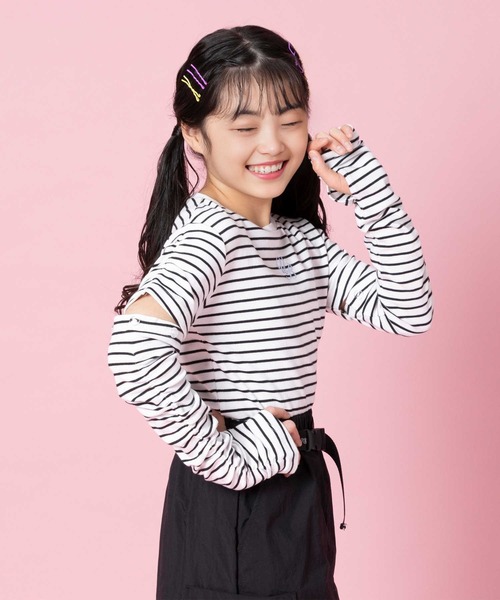 VIVIAN BLUE（ビビアンブルー）の「【VIVIAN BLUE】２Ｗａｙ袖シャーリング長袖Ｔシャツ（Tシャツ/カットソー・キッズ・サックスブルー/ブラック・120/130/140/150）」の18枚目の写真