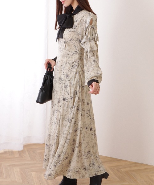 Lace Ladies(レースレディース)の「ボウタイ付き 配色 カットアウト ロング ワンピース(ワンピース・レディース・ブラック/ブラウン・S/FREE)」の5枚目の写真