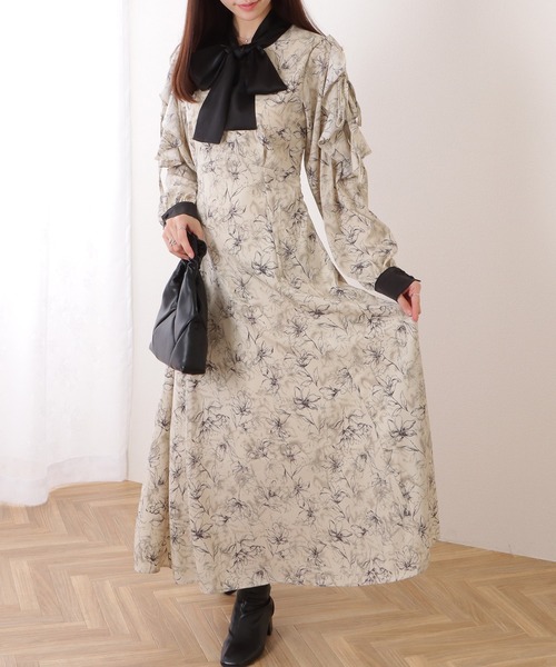 Lace Ladies(レースレディース)の「ボウタイ付き 配色 カットアウト ロング ワンピース(ワンピース・レディース・ブラック/ブラウン・S/FREE)」の6枚目の写真