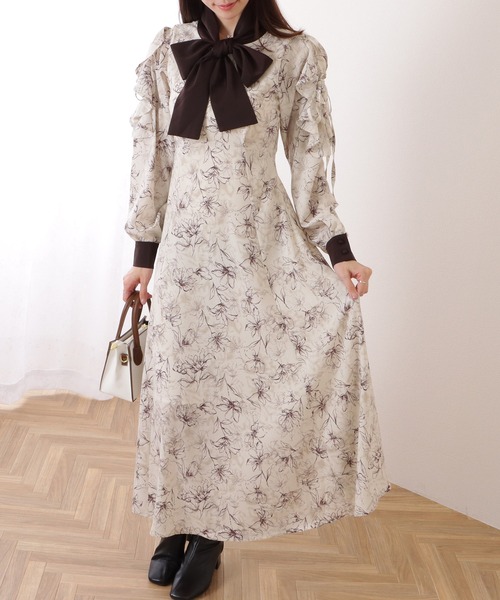 Lace Ladies(レースレディース)の「ボウタイ付き 配色 カットアウト ロング ワンピース(ワンピース・レディース・ブラック/ブラウン・S/FREE)」の13枚目の写真
