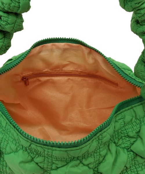 VIS（ビス）の「キルティングクシュクシュショルダー（ショルダーバッグ・レディース・ブラック/キナリ/グリーン/シルバー・FREE）」の16枚目の写真