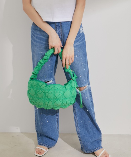 VIS（ビス）の「キルティングクシュクシュショルダー（ショルダーバッグ・レディース・ブラック/キナリ/グリーン/シルバー・FREE）」の7枚目の写真