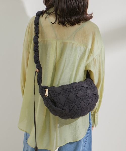 VIS（ビス）の「キルティングクシュクシュショルダー（ショルダーバッグ・レディース・ブラック/キナリ/グリーン/シルバー・FREE）」の11枚目の写真