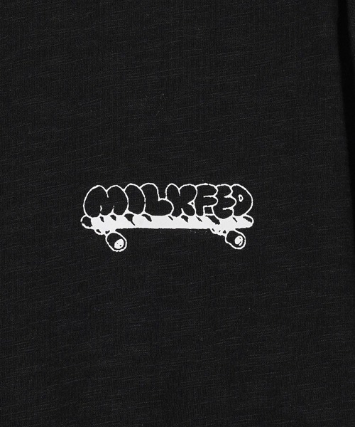MILKFED.（ミルクフェド）の「《復刻デザイン》過去人気のグラフィック使用。MANY LOGO SLAB S/S TEE（Tシャツ/カットソー・レディース・ブラック/ホワイト/レッド・L/M）」の7枚目の写真