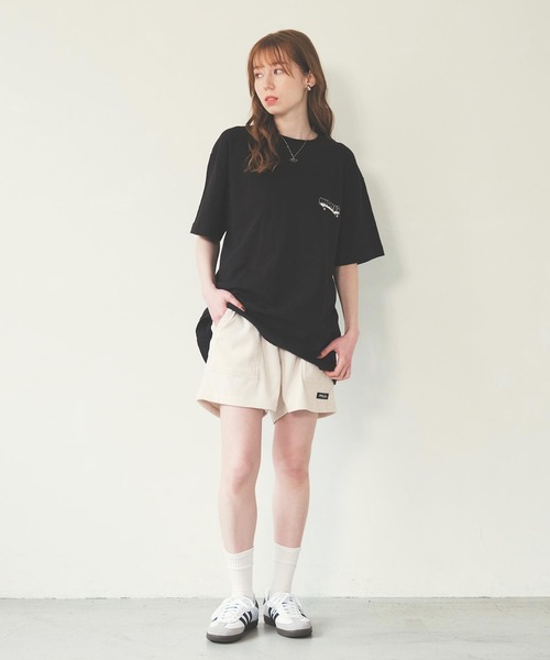 MILKFED.（ミルクフェド）の「《復刻デザイン》過去人気のグラフィック使用。MANY LOGO SLAB S/S TEE（Tシャツ/カットソー・レディース・ブラック/ホワイト/レッド・L/M）」の19枚目の写真