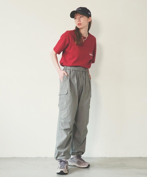 MILKFED.（ミルクフェド）の「《復刻デザイン》過去人気のグラフィック使用。MANY LOGO SLAB S/S TEE（Tシャツ/カットソー・レディース・ブラック/ホワイト/レッド・L/M）」の16枚目の写真