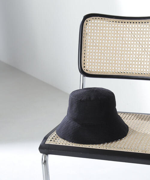 NATURAL BEAUTY BASIC（ナチュラルビューティーベーシック）の「グログランバケットハット（ハット・レディース・オフホワイト/ブラック・FREE）」の3枚目の写真