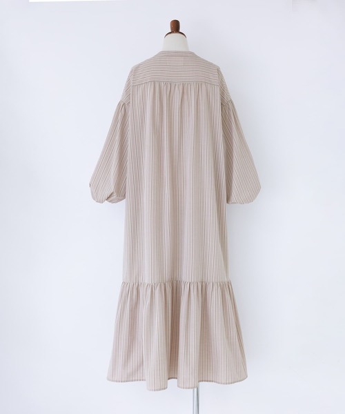 n'OrLABEL（ノアールレーベル）の「『ストライプ柄ティアードワンピース』（シャツワンピース・レディース・ベージュ/ブルー・1/2）」の14枚目の写真