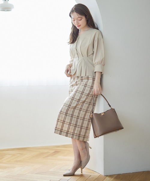 12Twelve Agenda（トゥエルブ　アジェンダ）の「チェック柄タイトスカート（スカート・レディース・ベージュ/ネイビー・M/S）」の4枚目の写真