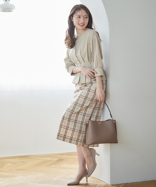 12Twelve Agenda（トゥエルブ　アジェンダ）の「チェック柄タイトスカート（スカート・レディース・ベージュ/ネイビー・M/S）」の5枚目の写真