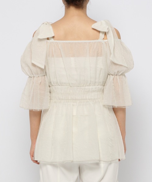 mysty woman（ミスティウーマン）の「リバーシブル肩リボンチュニック　122206（シャツ/ブラウス・レディース・ブルー/アイボリー/ブラック・FREE）」の8枚目の写真