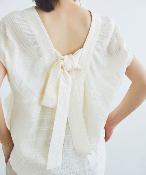 le.coeur blanc（ルクールブラン）の「シャーリングボーダーリボンブラウス（シャツ/ブラウス・レディース・オフホワイト/ブラック・38）」の10枚目の写真