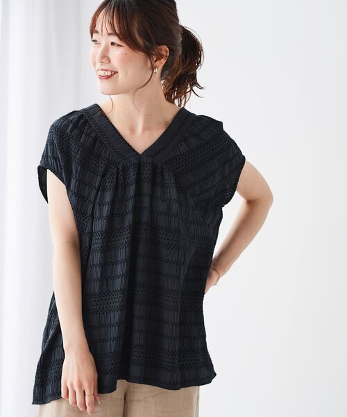 le.coeur blanc（ルクールブラン）の「シャーリングボーダーリボンブラウス（シャツ/ブラウス・レディース・オフホワイト/ブラック・38）」の22枚目の写真