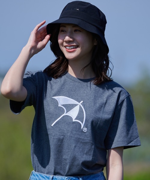 Arnold Palmer(アーノルドパーマー)の「撥水 ナイロンタスラン シェア ハット(ハット・レディース・ベージュ/ブラック・F)」の12枚目の写真